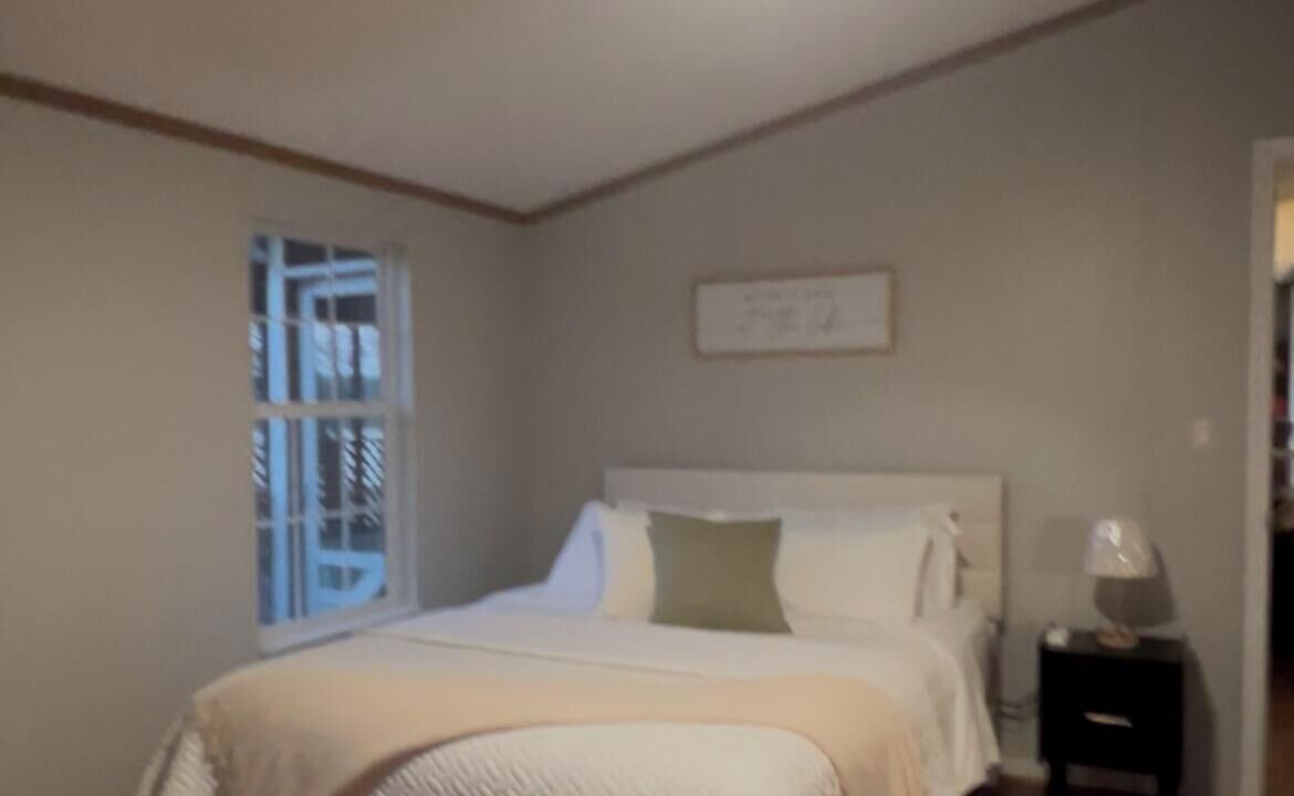 Photo of Bedroom in Townville