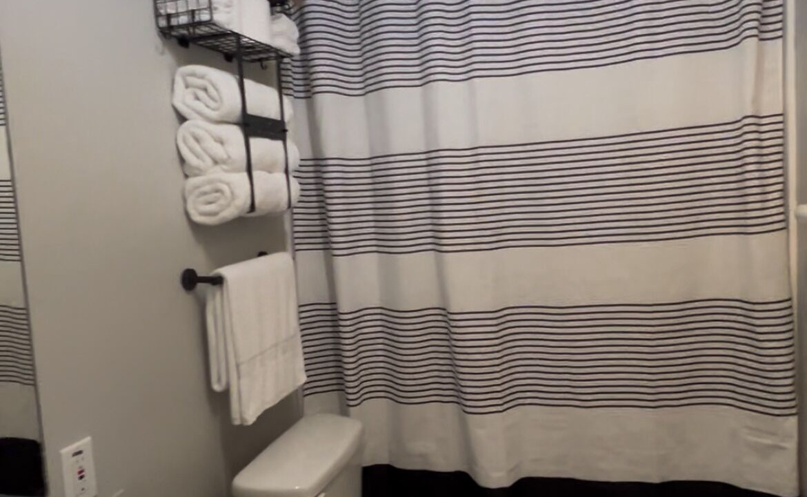 Photo of Bathroom in Townville