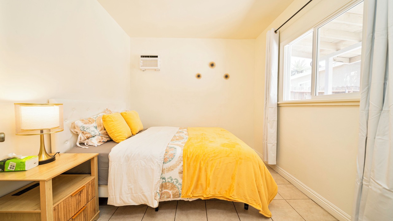 Photo of Bedroom in Baldwin Park