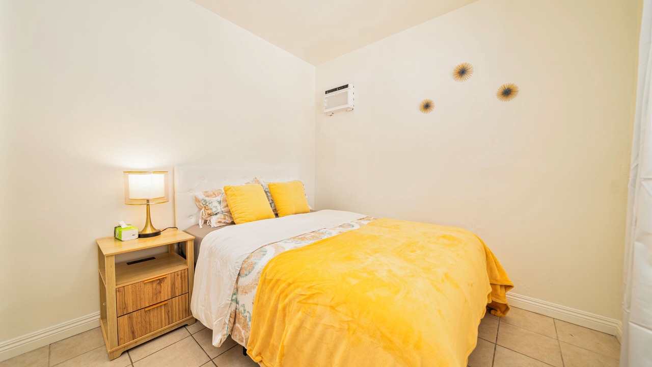 Photo of Bedroom in Baldwin Park