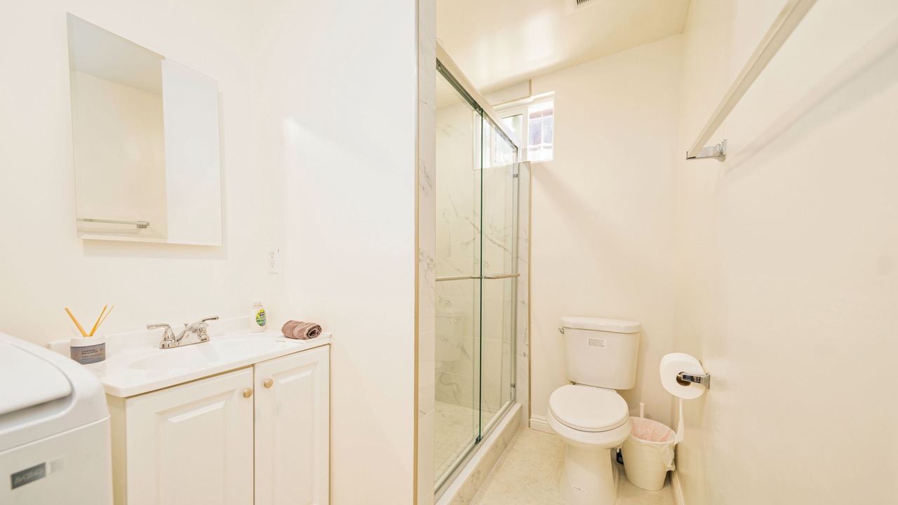 Photo of Bathroom in Baldwin Park