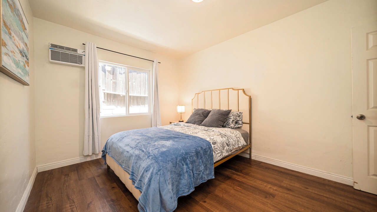 Photo of Bedroom in Baldwin Park