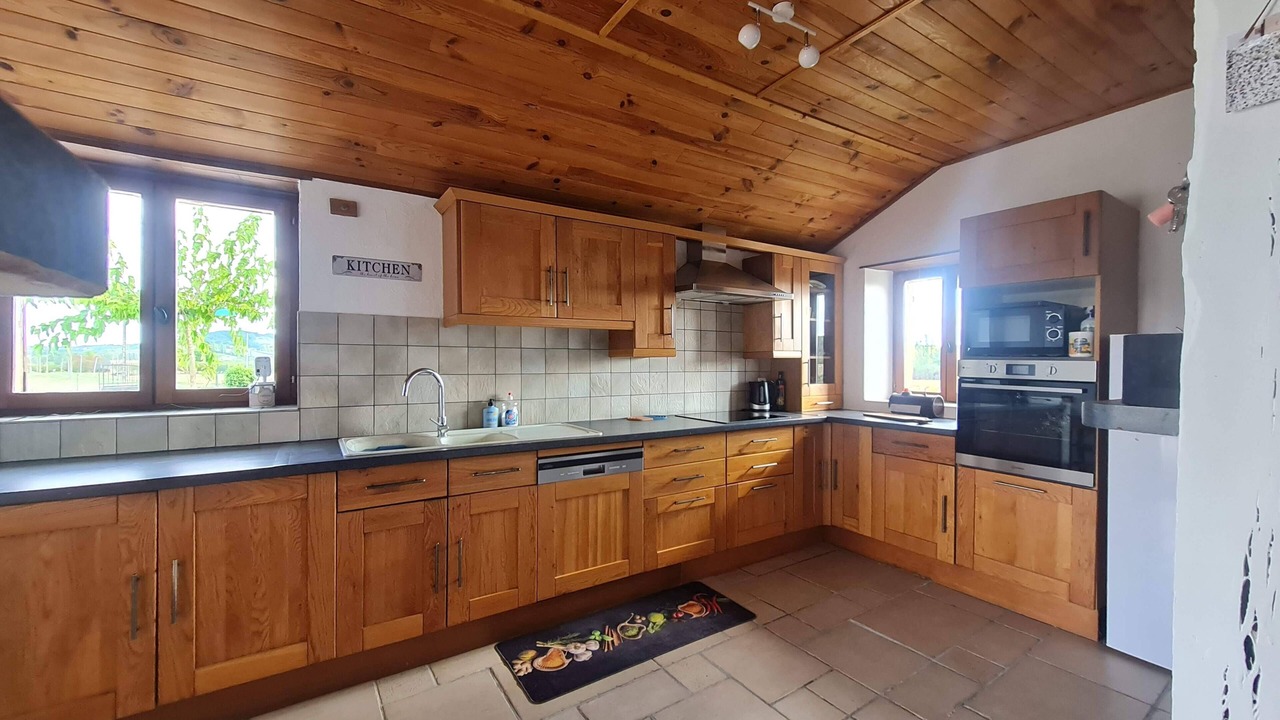 Photo of Kitchen in Saint-Nazaire-de-Valentane