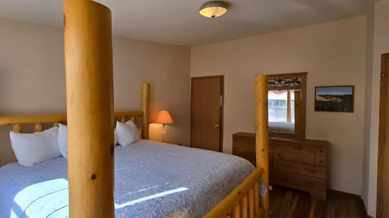 Photo of Bedroom in Custer