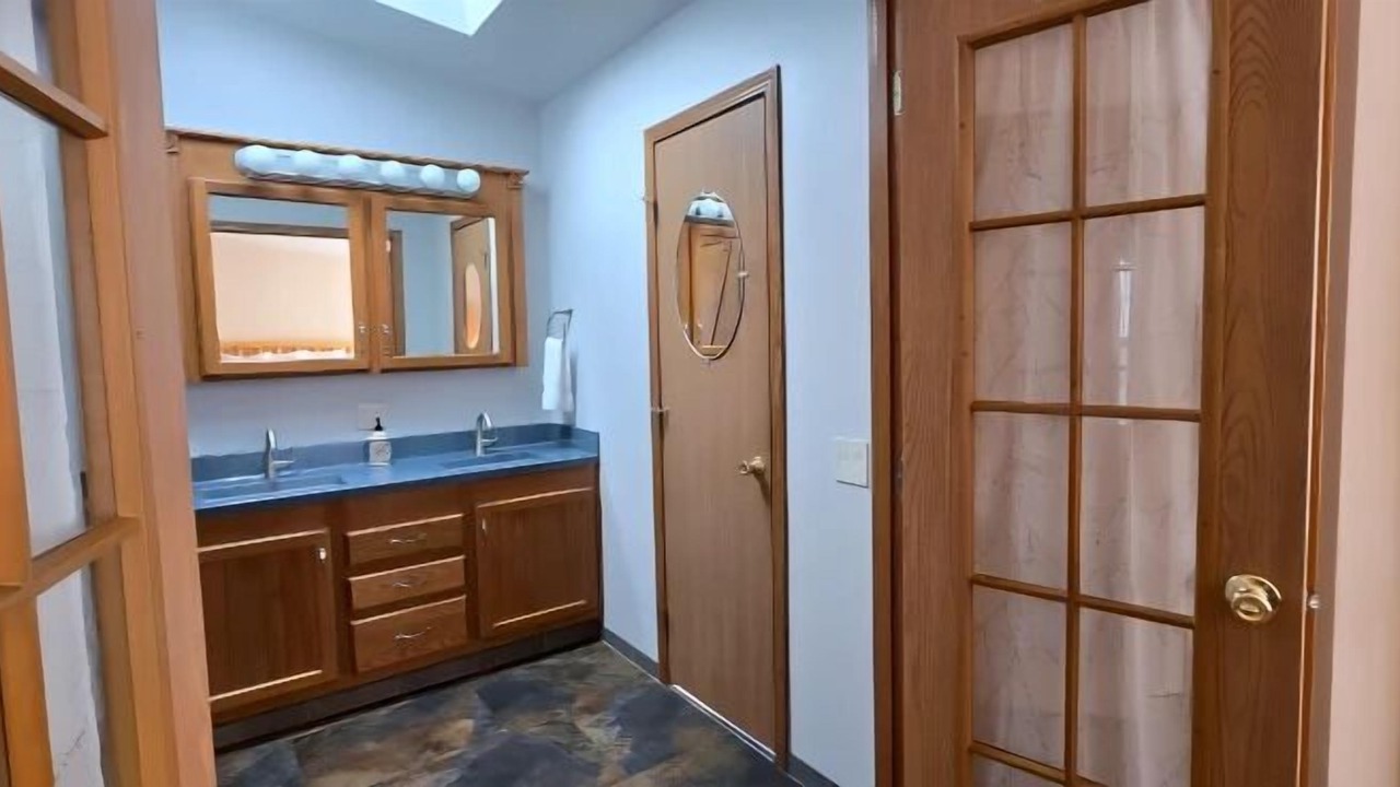 Photo of Bathroom in Custer
