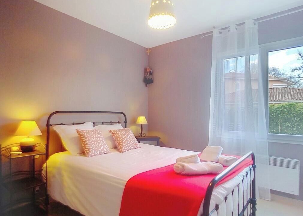Photo of Bedroom in Eauze