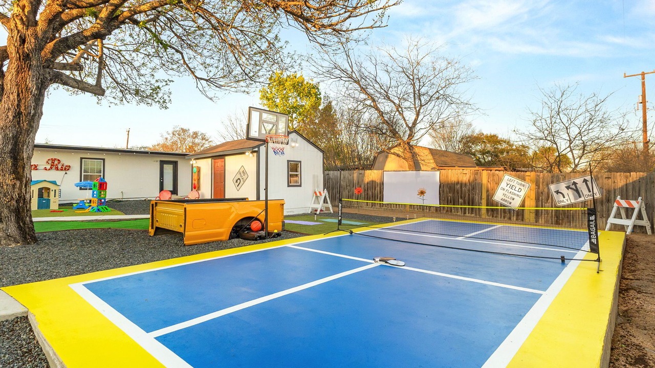 Photo of Outdoor in Shearer Hills - Ridgeview