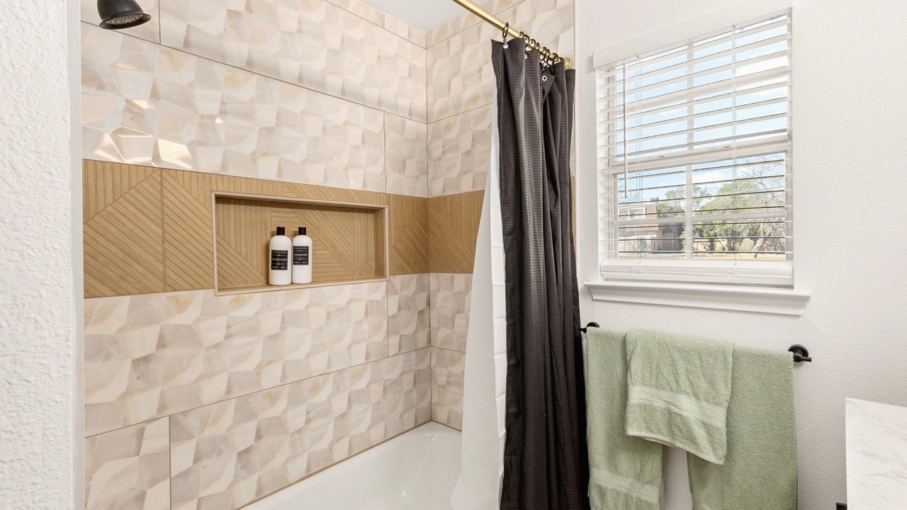 Photo of Bathroom in Shearer Hills - Ridgeview