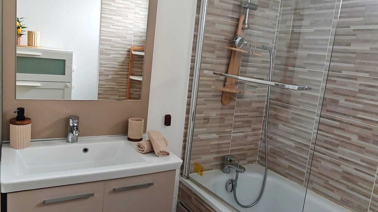 Photo of Bathroom in Louveciennes