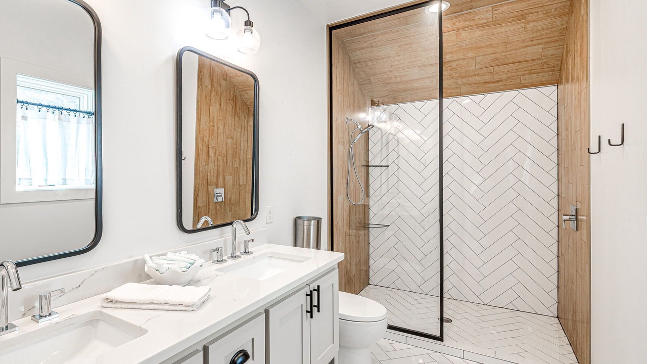 Photo of Bathroom in Eufaula