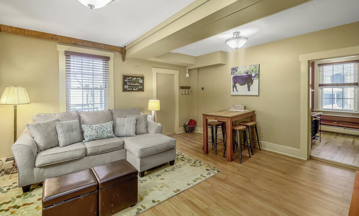 Photo of Livingroom in Stowe Area