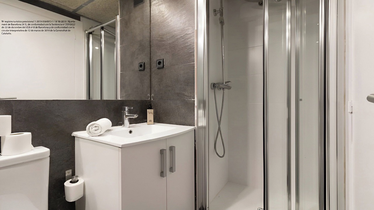 Photo of Bathroom in El Raval