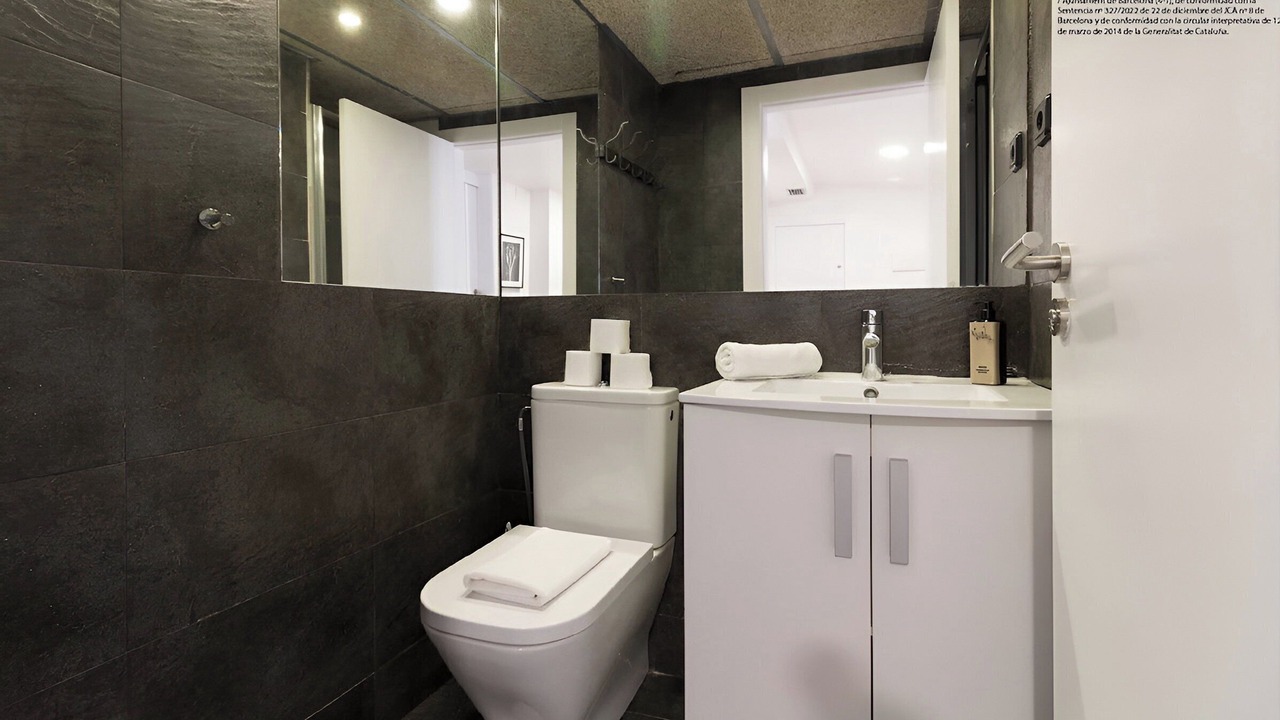 Photo of Bathroom in El Raval