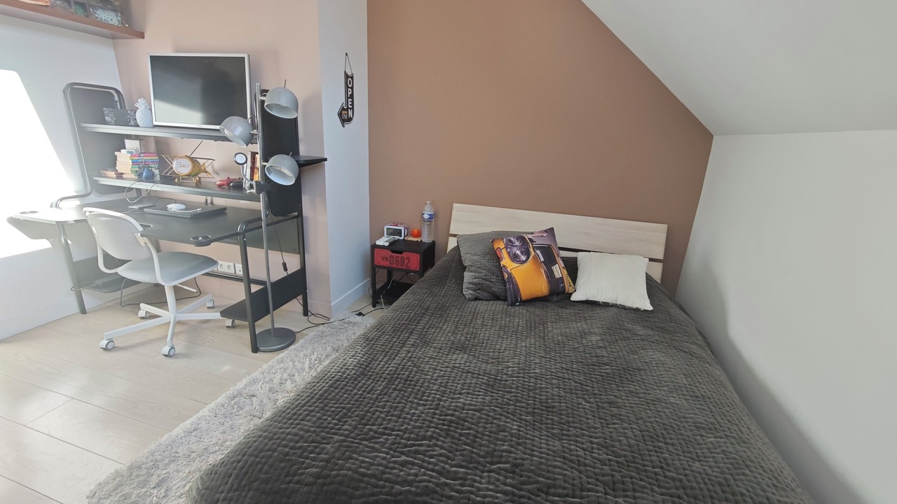 Photo of Bedroom in Petit-Colombes