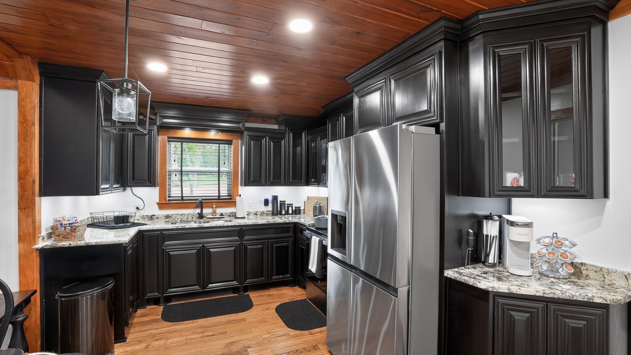 Photo of Kitchen in Lake Whitney