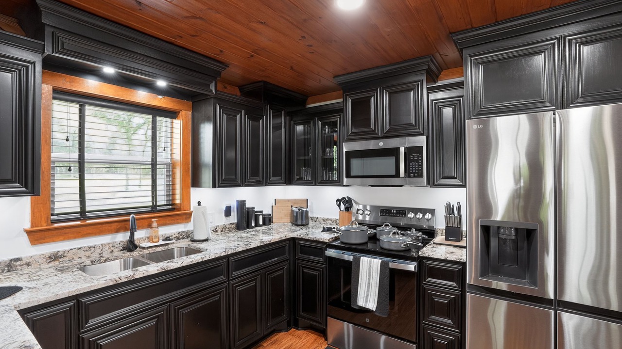 Photo of Kitchen in Lake Whitney