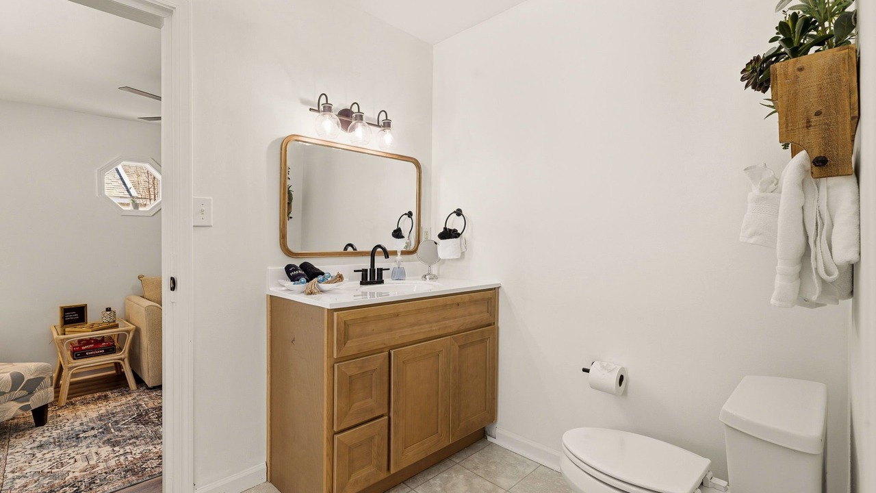 Photo of Bathroom in Wilmington Beach