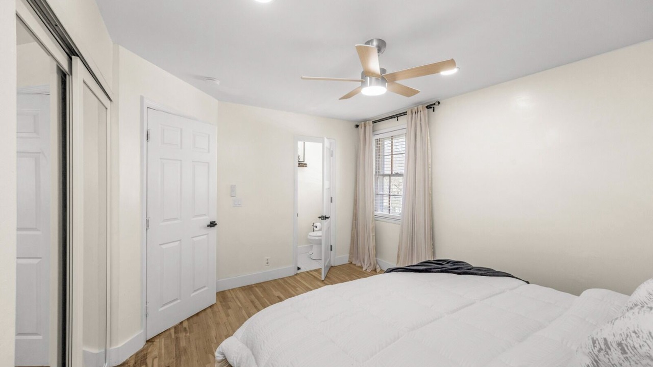 Photo of Bedroom in Antioch