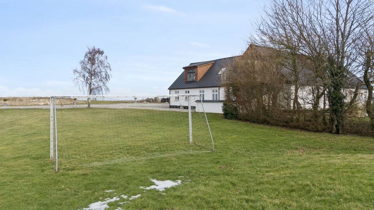 Photo of Outdoor in Listed