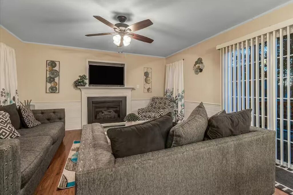 Photo of Livingroom in Prince George