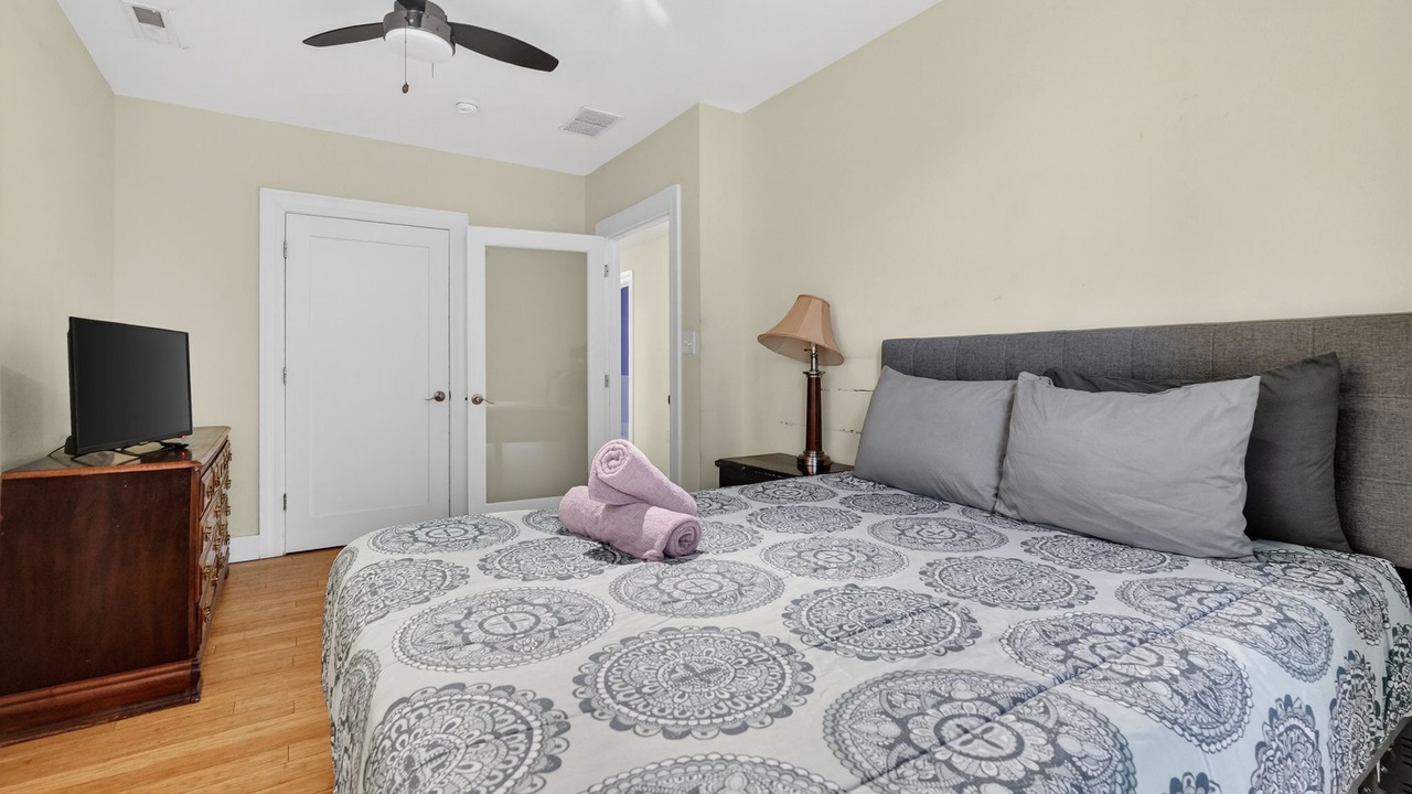 Photo of Bedroom in Downtown Baltimore