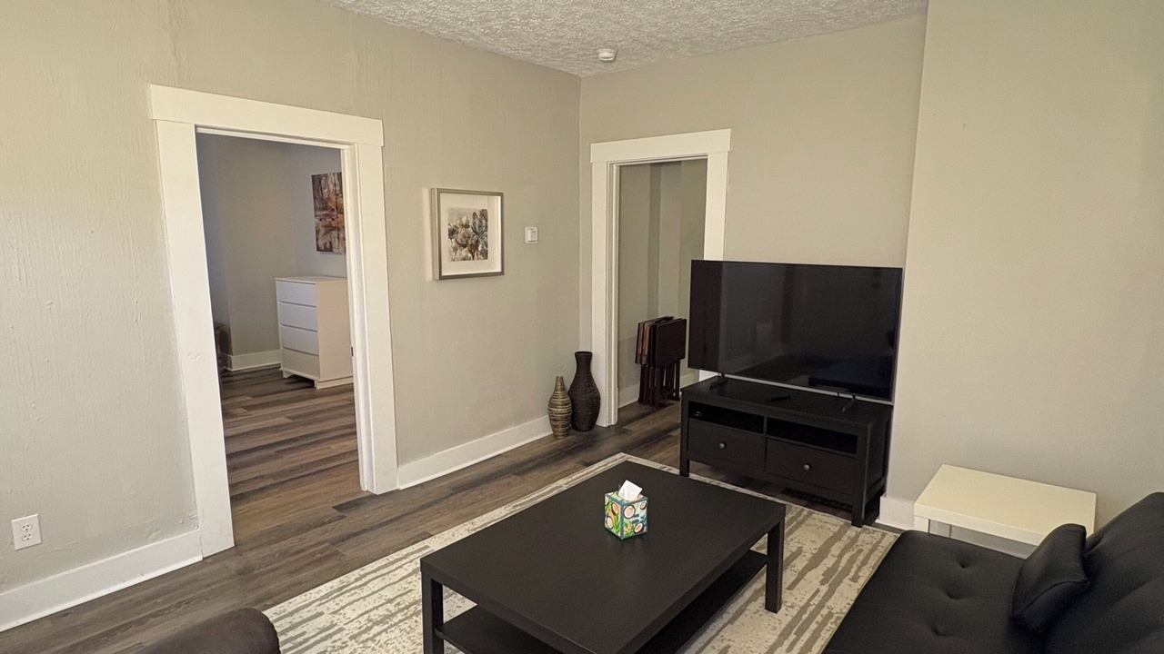 Photo of Livingroom in Highland Square