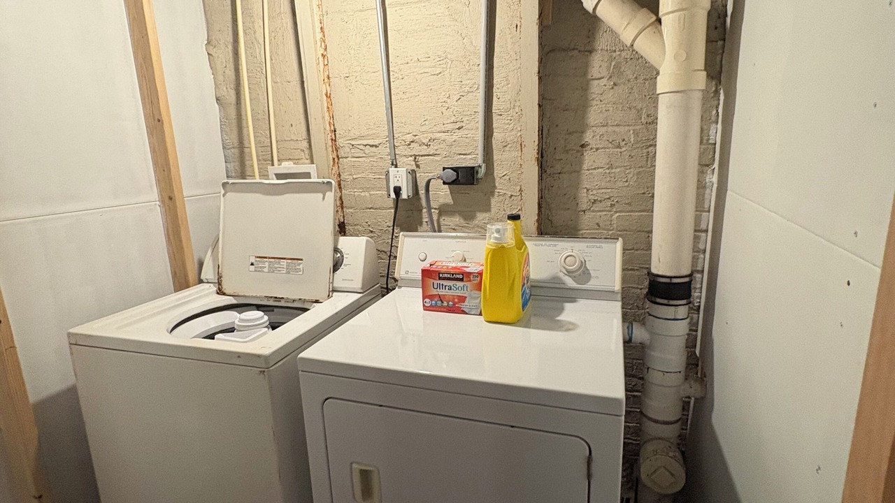 Photo of Others in Highland Square
