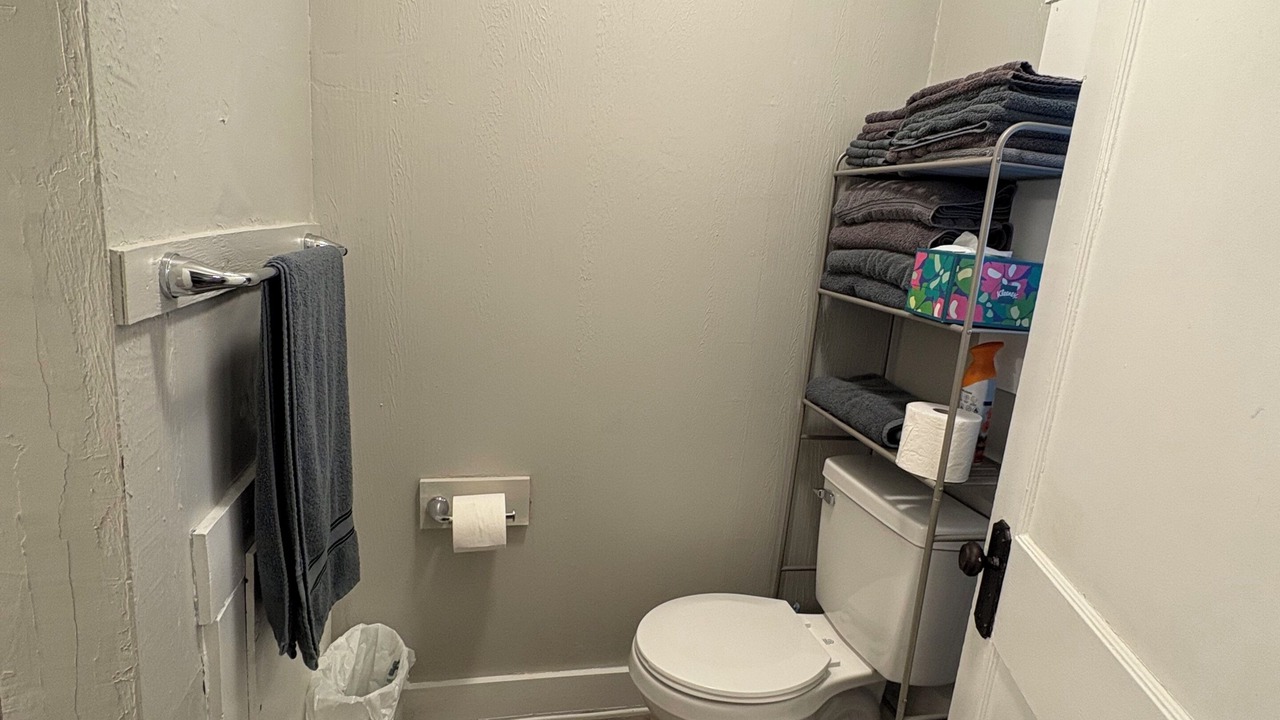 Photo of Bathroom in Highland Square