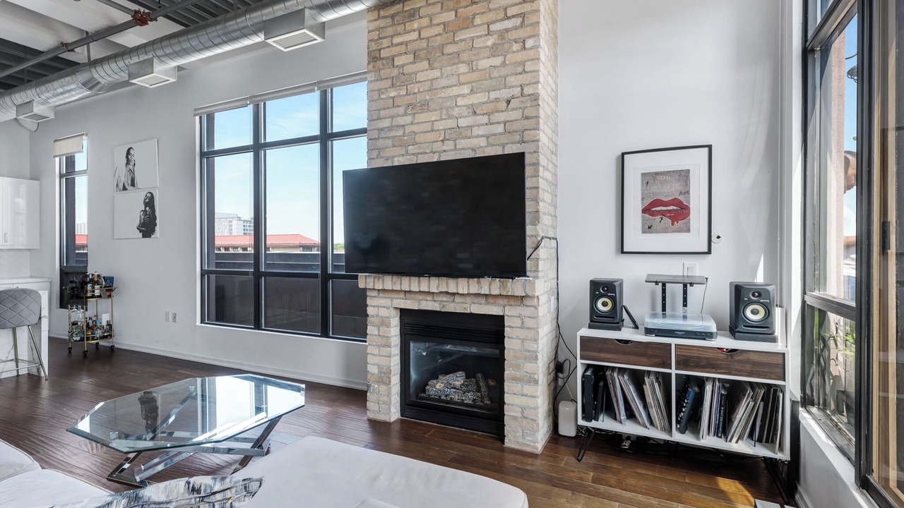 Photo of Livingroom in Cabbagetown