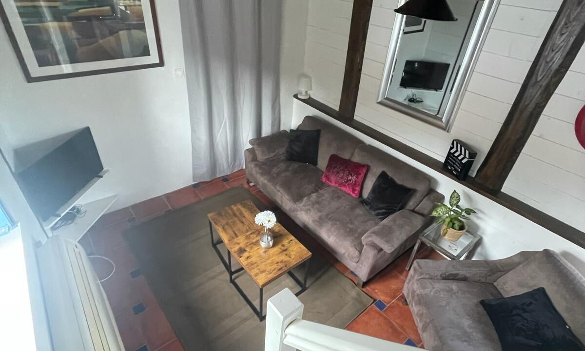 Photo of Livingroom in Pouillon