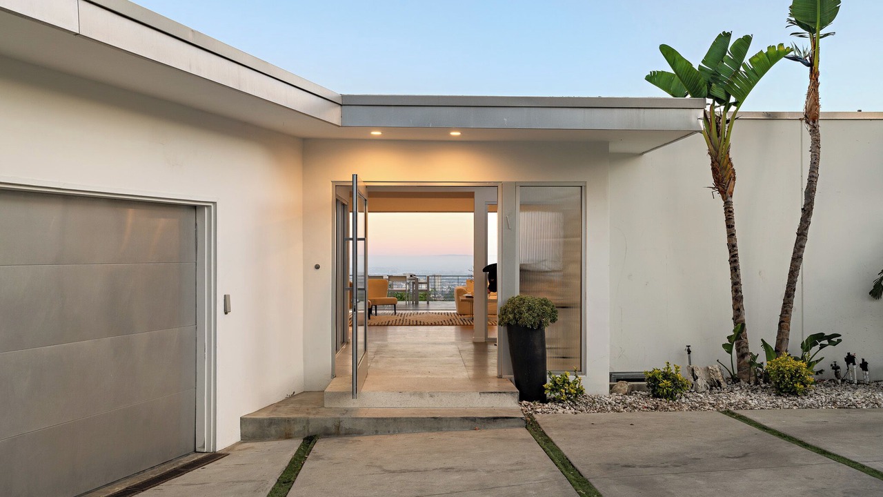 Photo of Outdoor in Beverly Glen