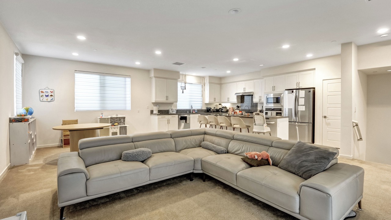 Photo of Livingroom in Irvine