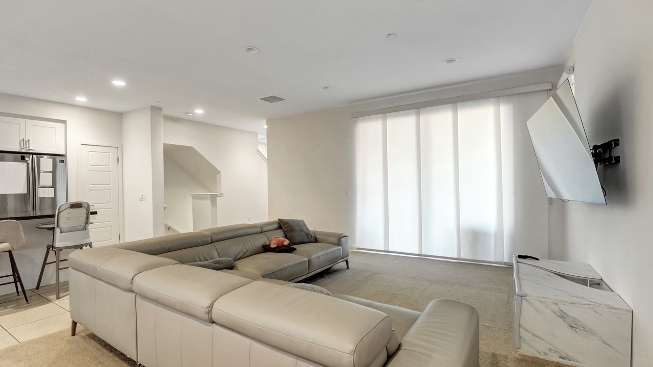 Photo of Livingroom in Irvine