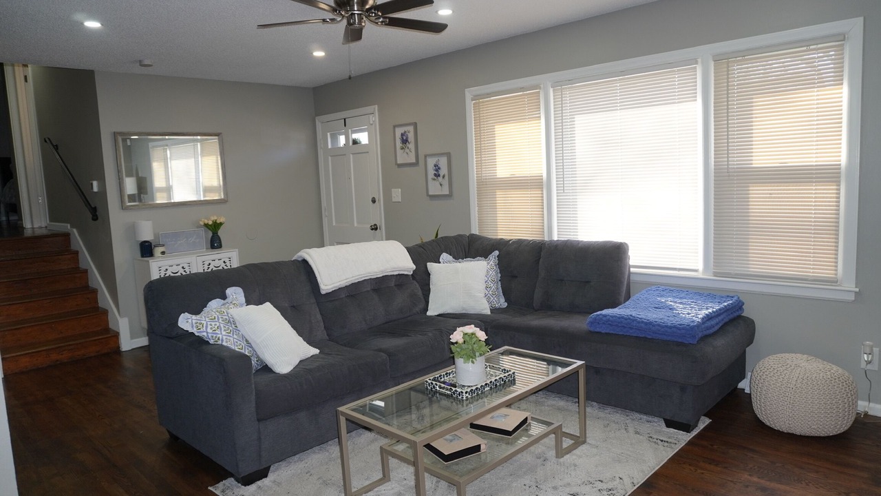 Photo of Livingroom in South Kansas City