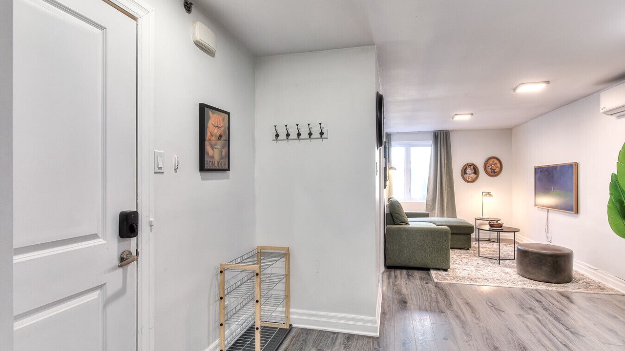 Photo of Livingroom in Gay Village