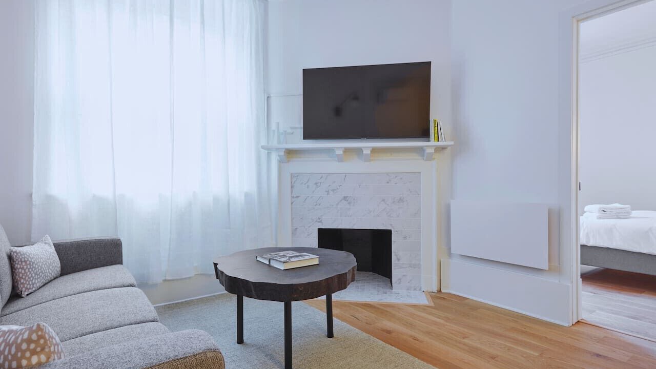 Photo of Livingroom in Shaughnessy Village