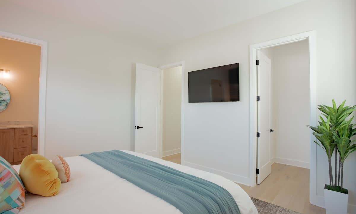 Photo of Bedroom in Ballast Point