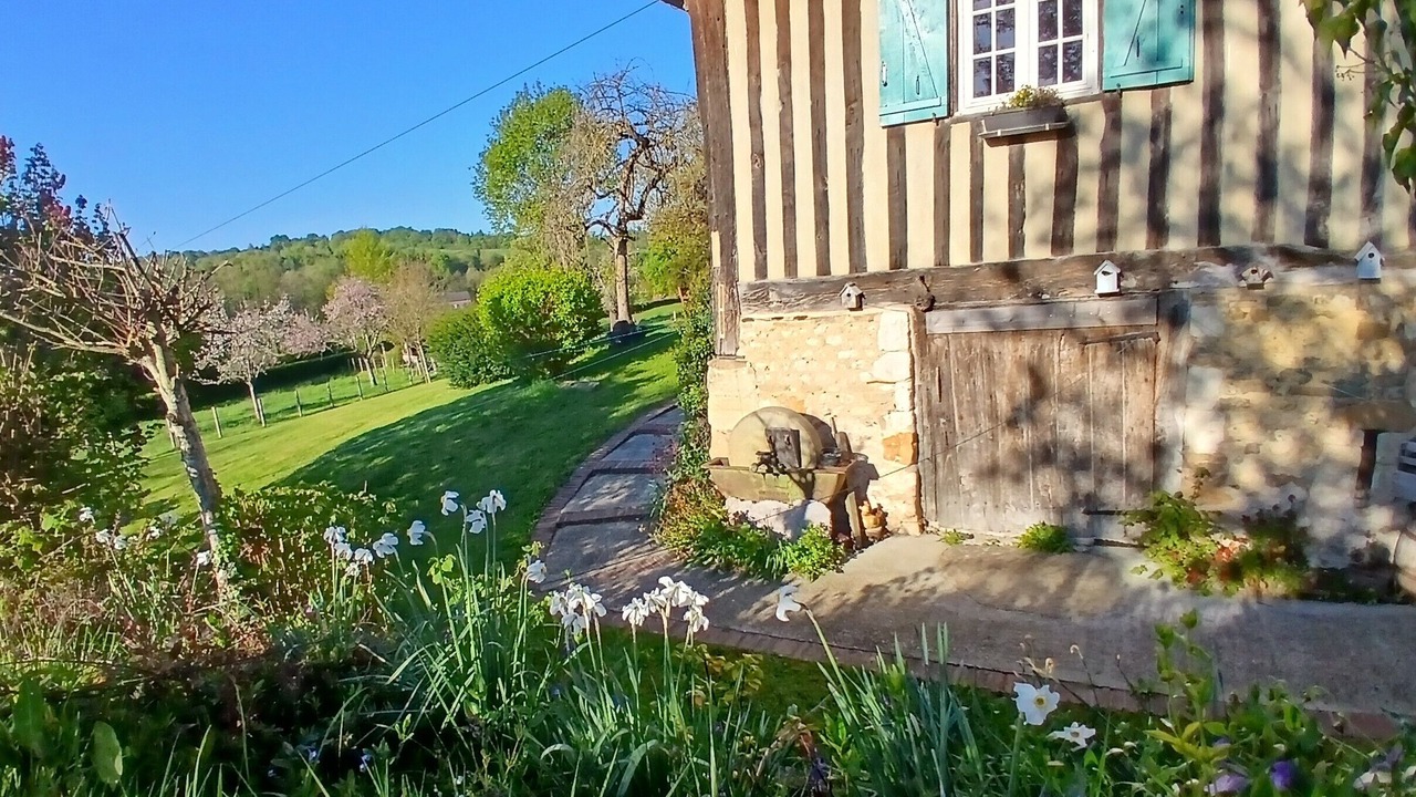 Photo of Outdoor in Courtonne-la-Meurdrac