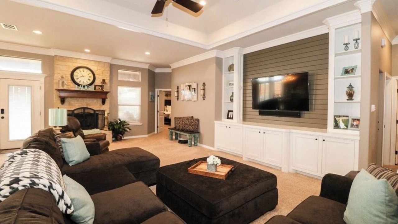 Photo of Livingroom in Wolfforth