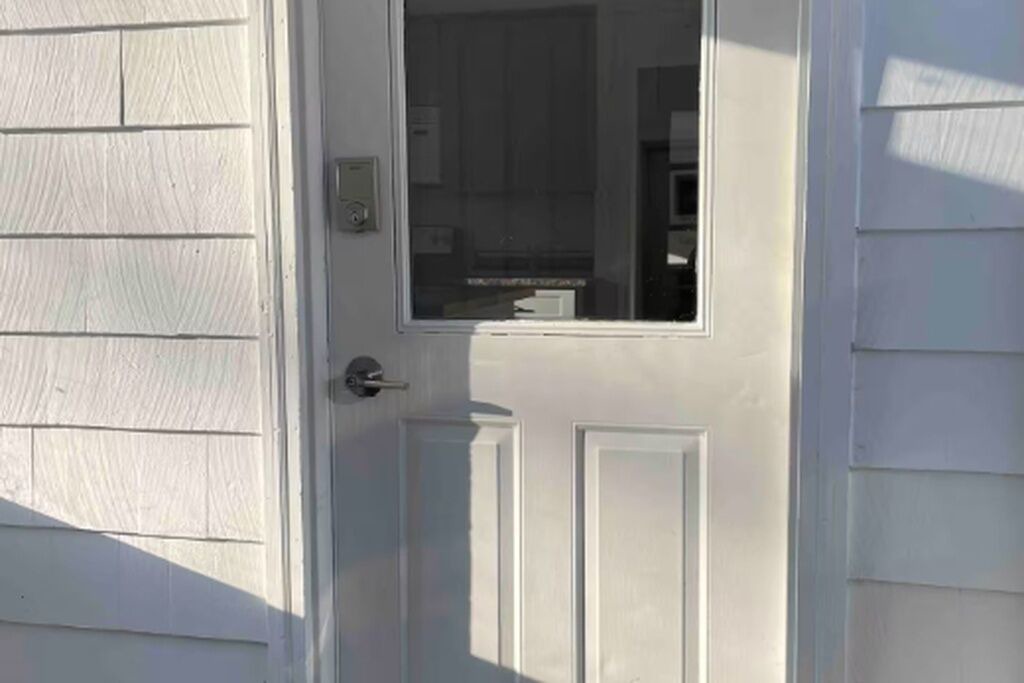 Photo of Outdoor in Maple Hill