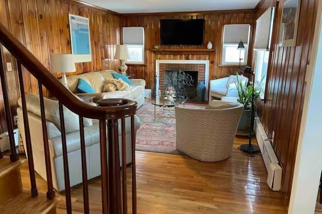 Photo of Livingroom in Maple Hill