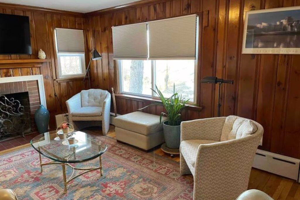 Photo of Livingroom in Maple Hill