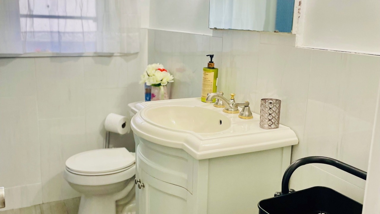 Photo of Bathroom in Etobicoke