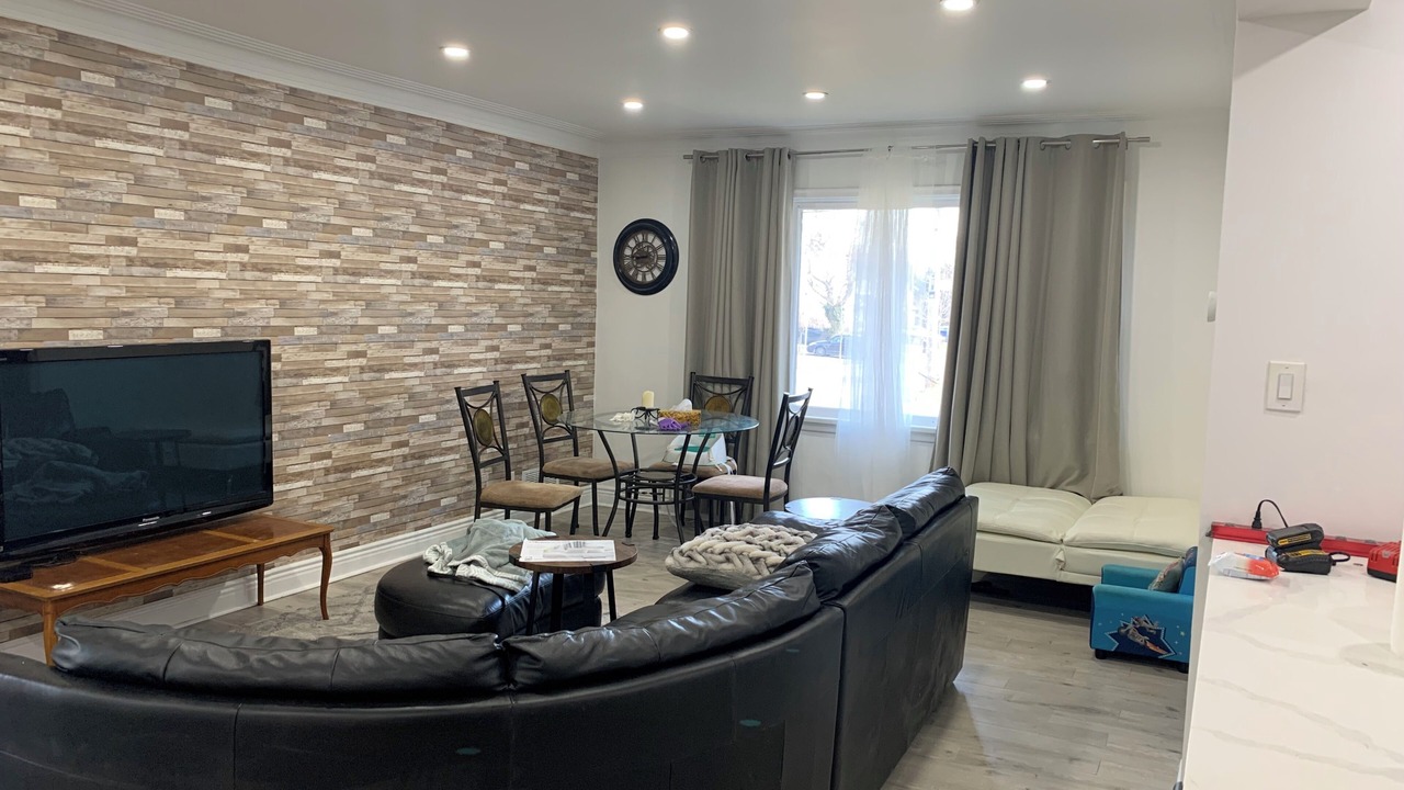 Photo of Livingroom in Etobicoke
