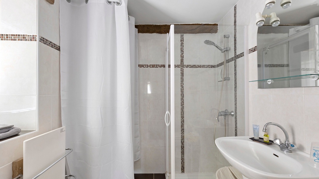 Photo of Bathroom in Savonnieres