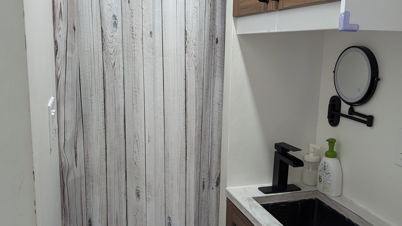 Photo of Bathroom in West Lincoln