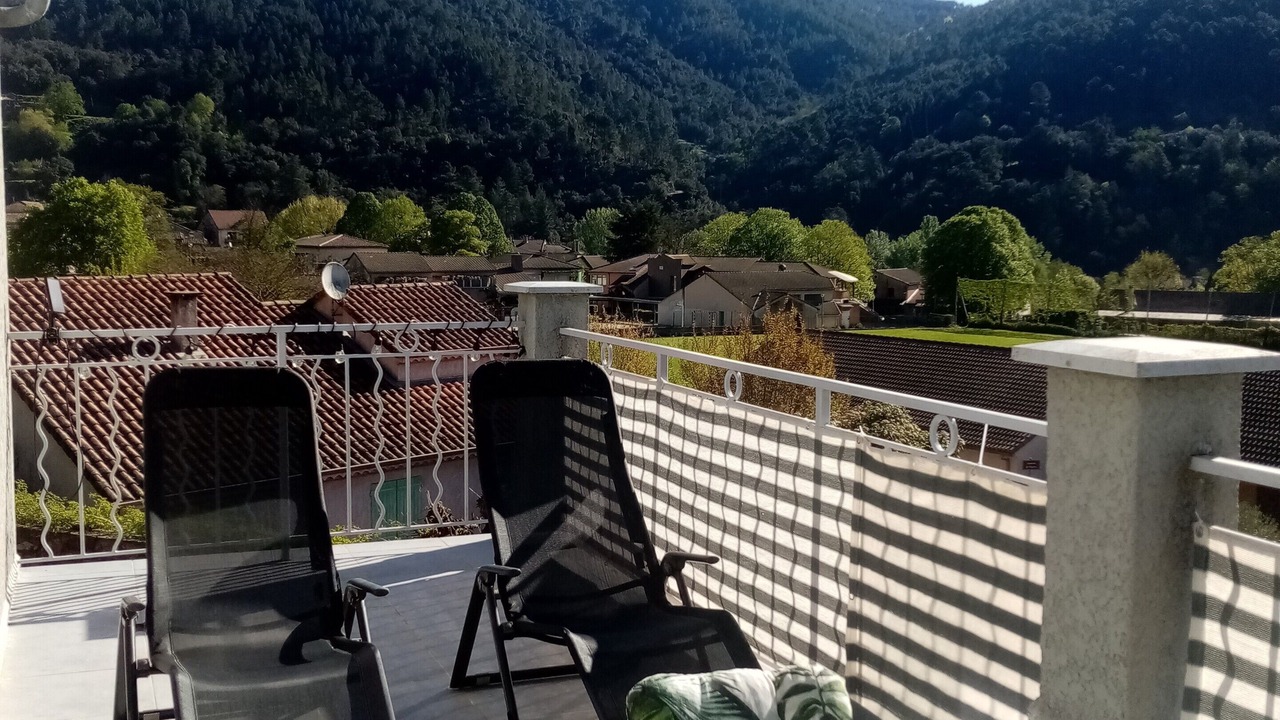 Photo of Patio Balcony in Saint-Etienne-Vallee-Francaise