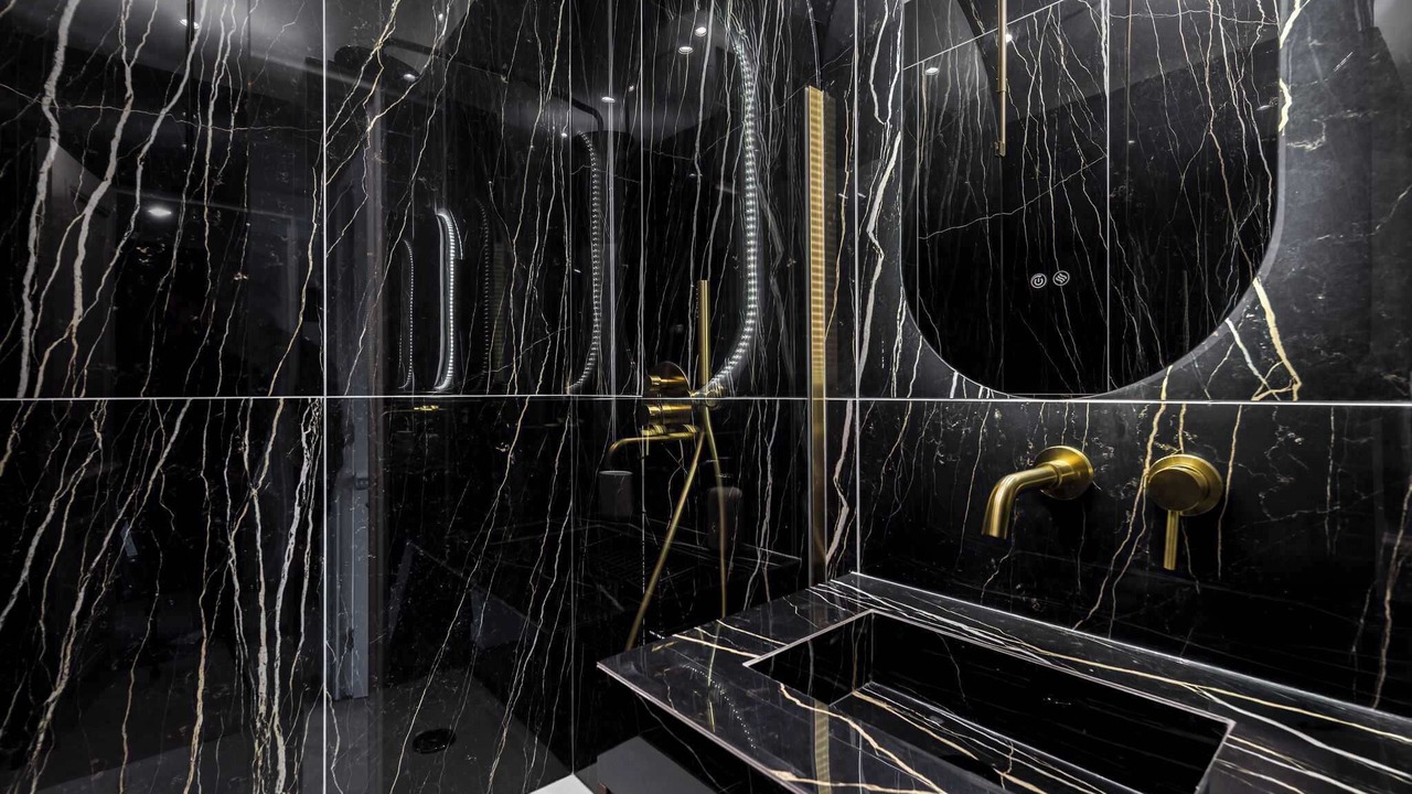 Photo of Bathroom in Neuilly-sur-Seine