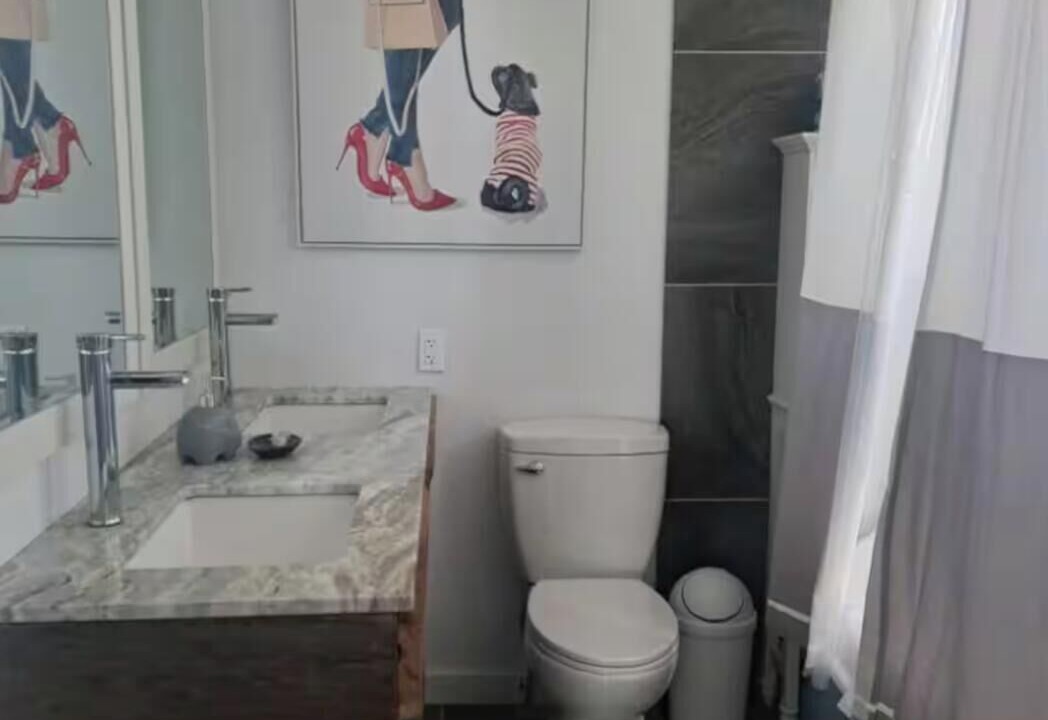 Photo of Bathroom in Actinolite