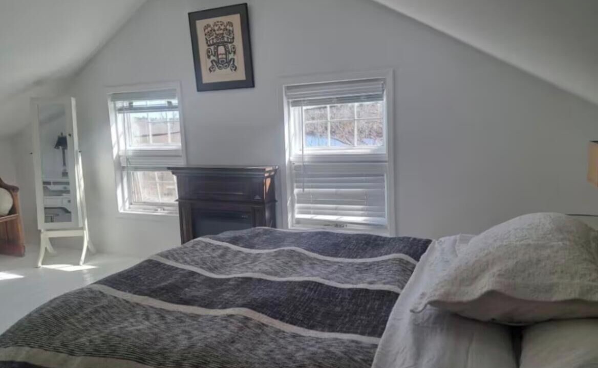 Photo of Bedroom in Actinolite